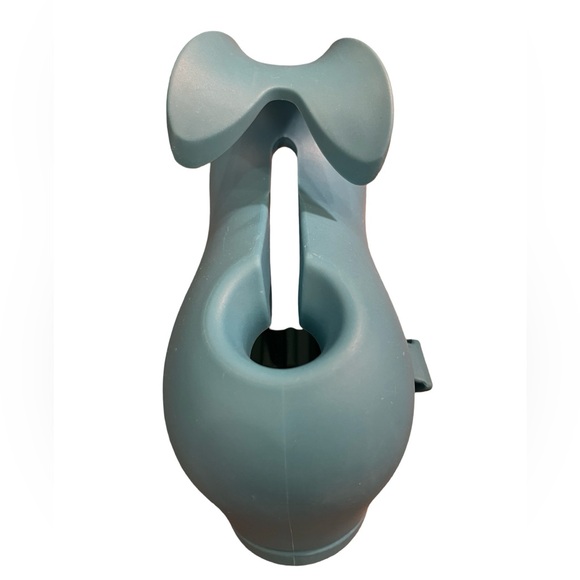 🛁 Whale Bath Spout Cover | Adjustable Fit | Includes 6 Bath Time Books for Baby - Picture 4 of 10